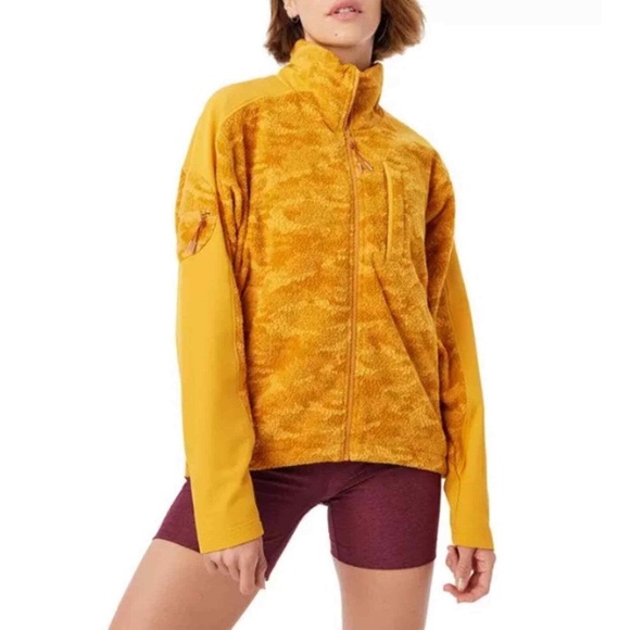 Outdoor Voices Jackets & Blazers - NEW Outdoor Voices Size L Mustard Yellow Fleece Full Zip Jacket in Cider Cloud